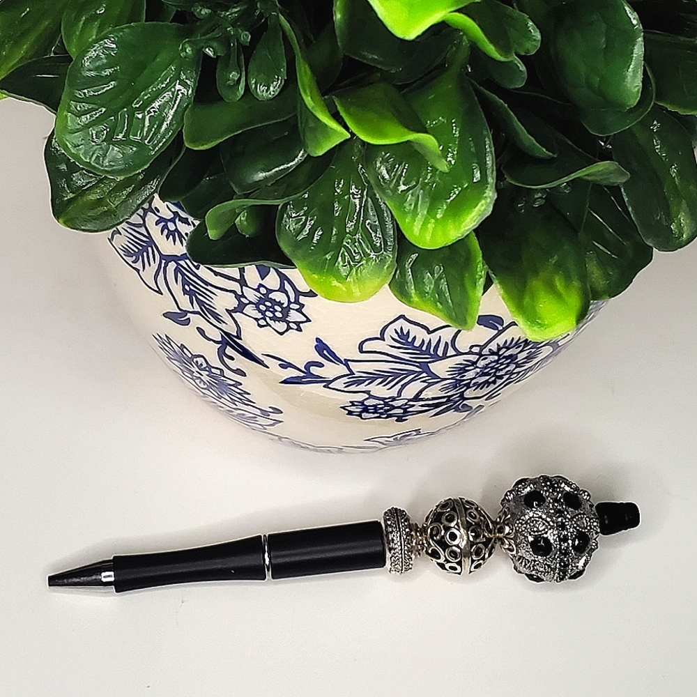 MIDNIGHT ELEGANCE BEADED PEN